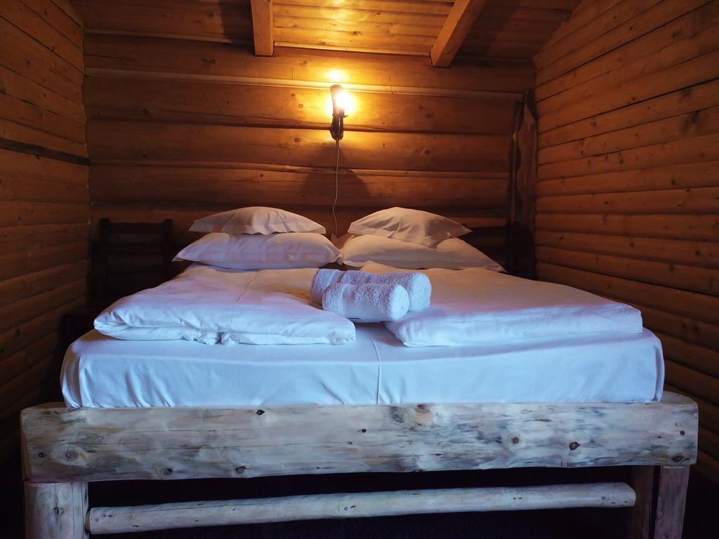 Гостевой дом Casa Muntelui - Sambata Сымбэта-де-Сус Номер фото