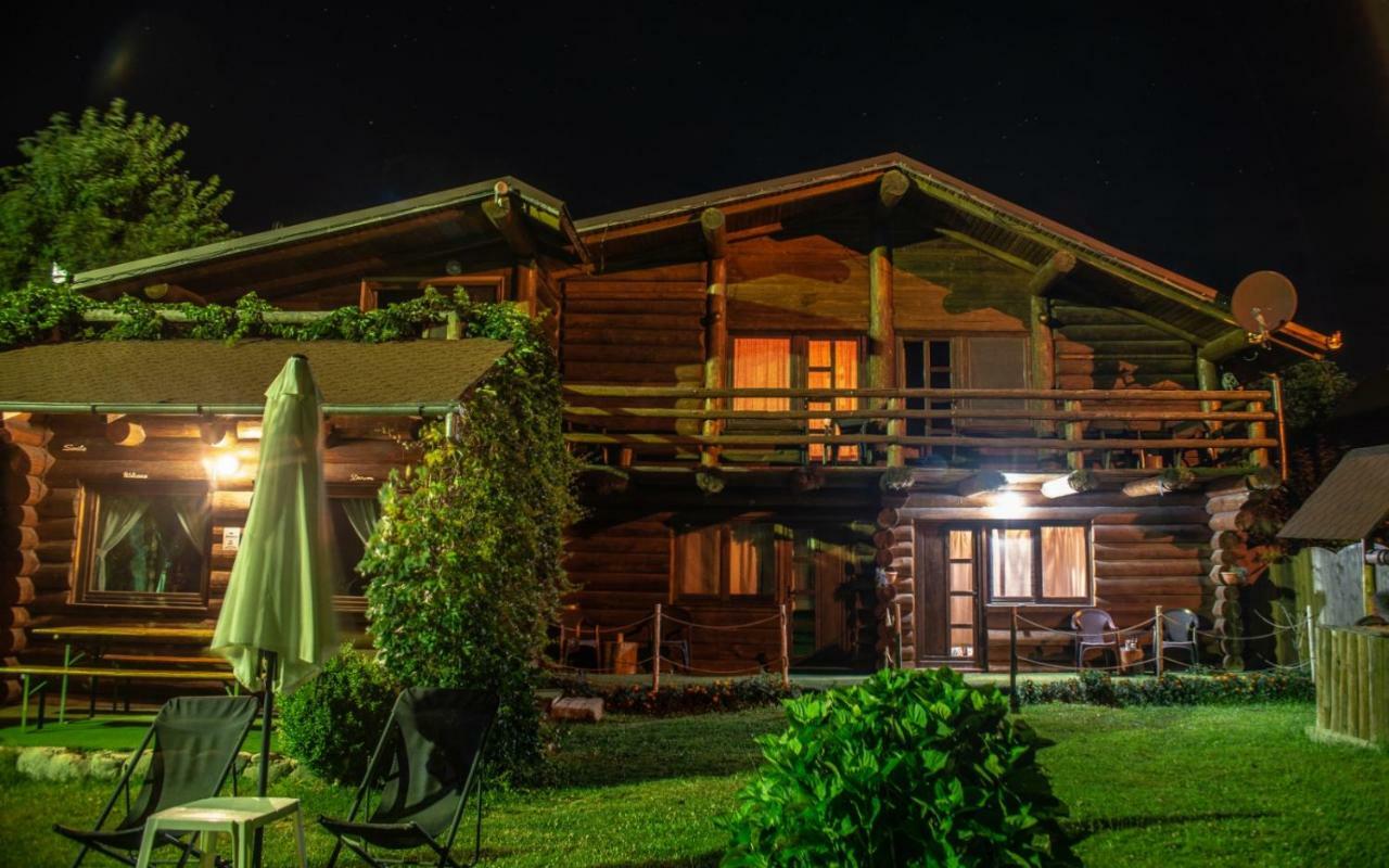 Гостевой дом Casa Muntelui - Sambata Сымбэта-де-Сус Экстерьер фото